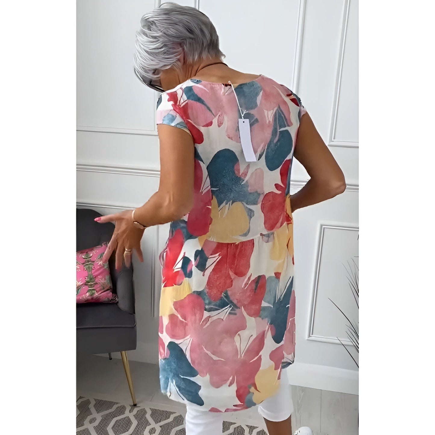 Evelyn - Casual Pocketed Short Sleeve Dress