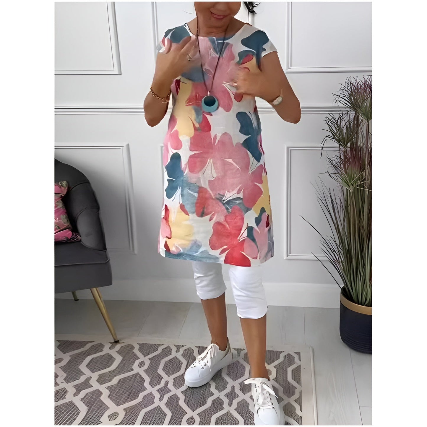 Evelyn - Casual Pocketed Short Sleeve Dress