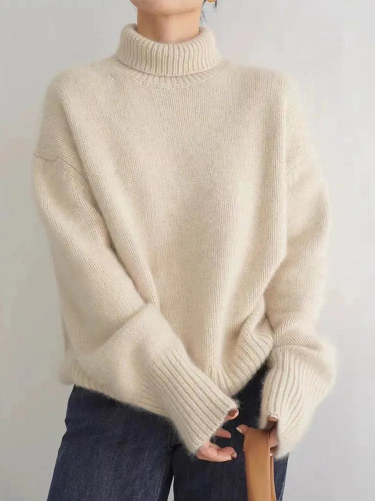 Amaya - Luxe Turtleneck Sweater