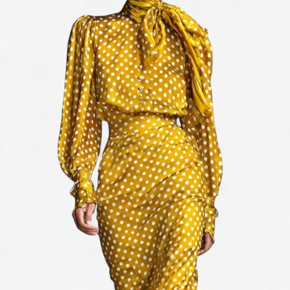 Susan Two-Piece Gold Set