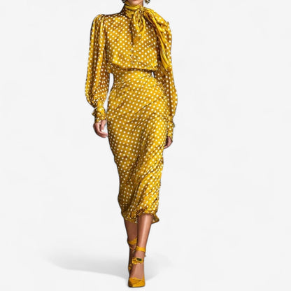 Susan Two-Piece Gold Set