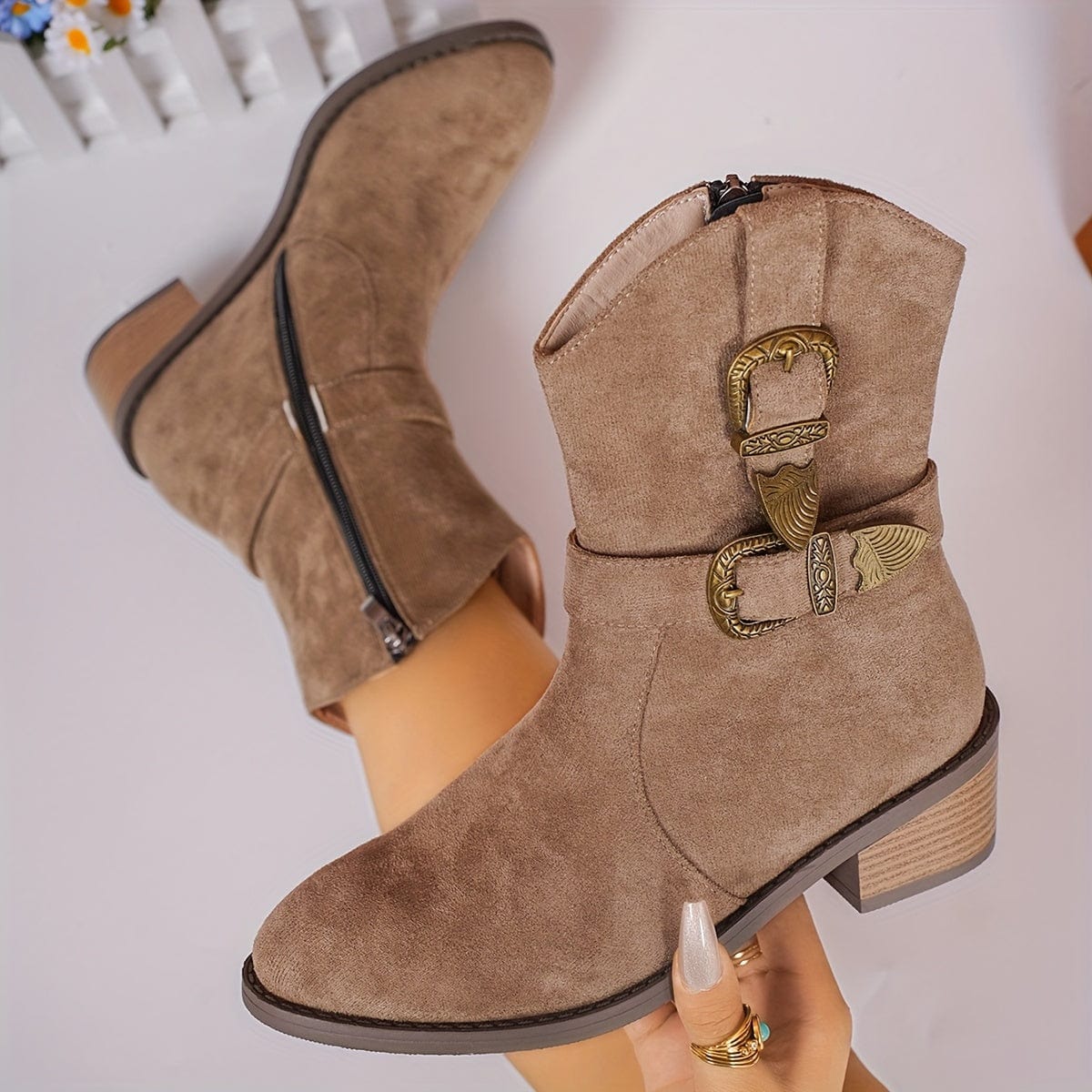Mesa Trail Boots