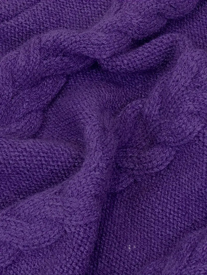 Valéria | Long Winter Cable-Knit Sweater