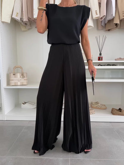 Marian - Elegant Pleated Set