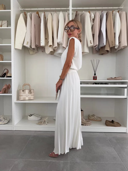 Marian - Elegant Pleated Set